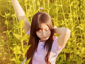 天亮美肤:”激素脸的丘疹痘痘的处理方法?