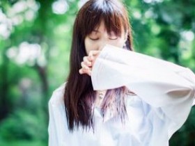 天亮美肤:激素依赖性皮炎会爆豆吗?